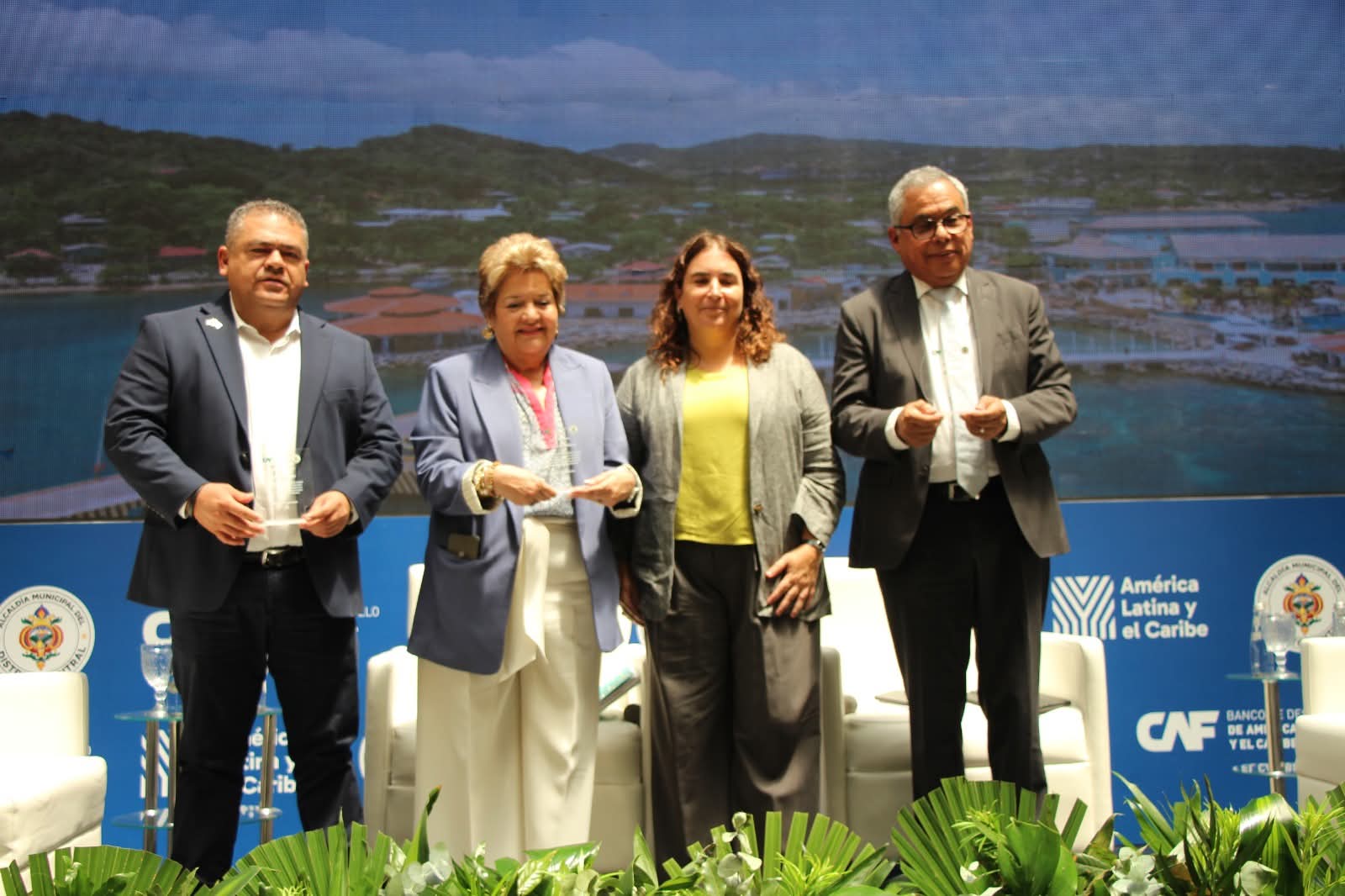 AMHON impulsa la transformación municipal con la presentación del RED 2026 de CAF