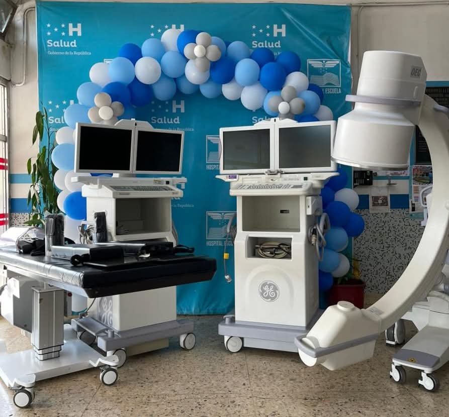 Brigada médica “Operación Nueva Vida” dona moderno equipo a neurocirugía del Hospital Escuela para fortalecer cirugías de columna