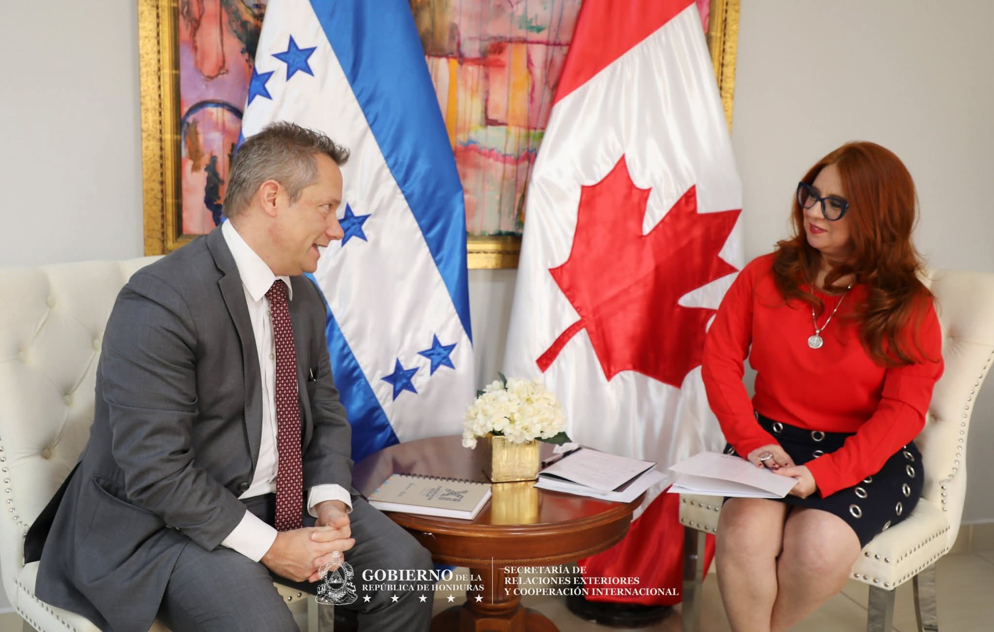Canadá y Honduras dialogan sobre agenda bilateral en temas de Cooperación y Promoción