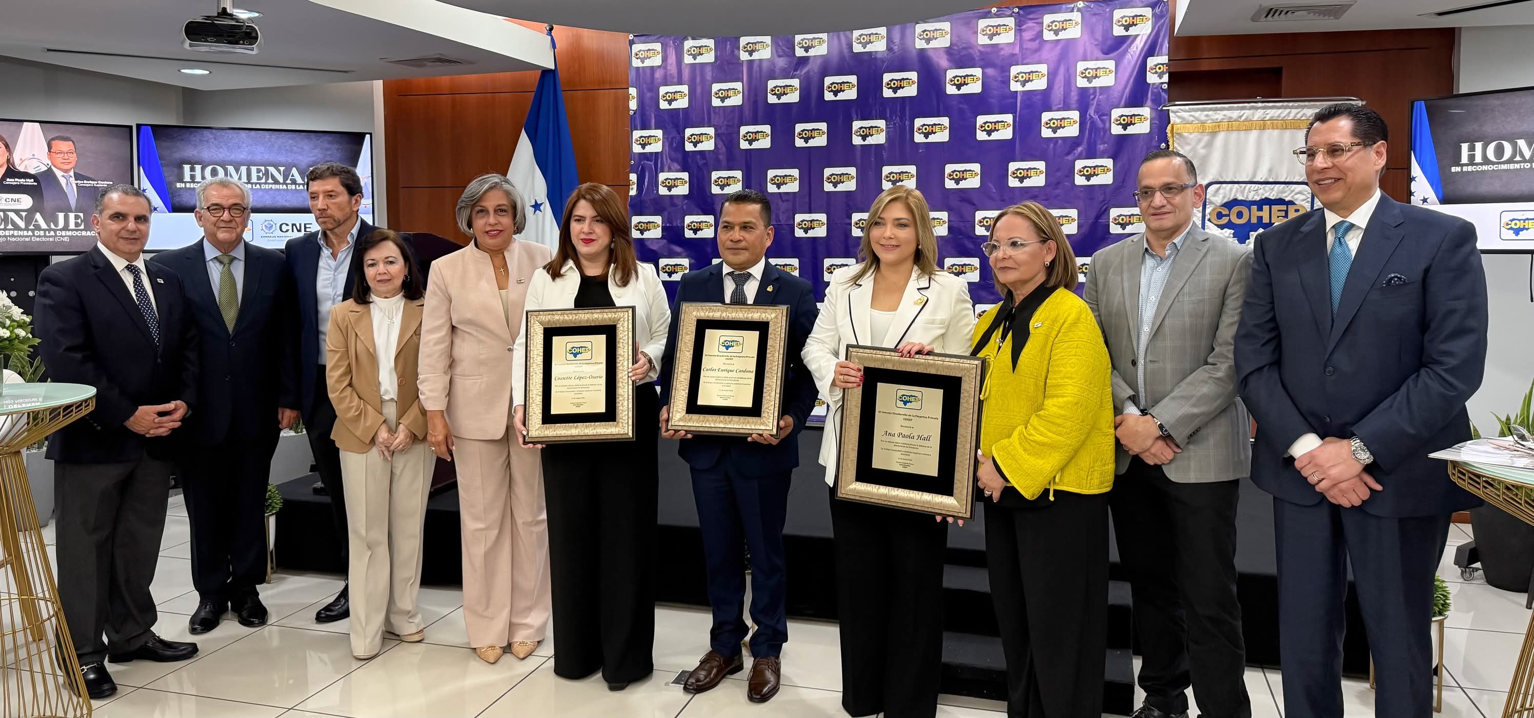 COHEP reconoce a consejeros del CNE por su compromiso democrático