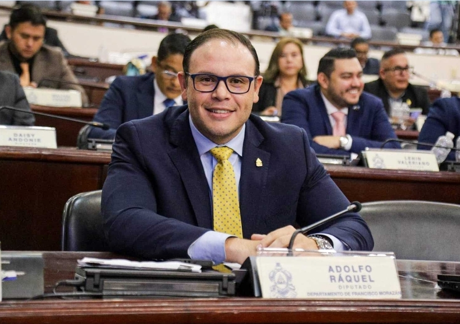 Congreso investigará presunta sobrevaloración en hospitales heredados del gobierno anterior