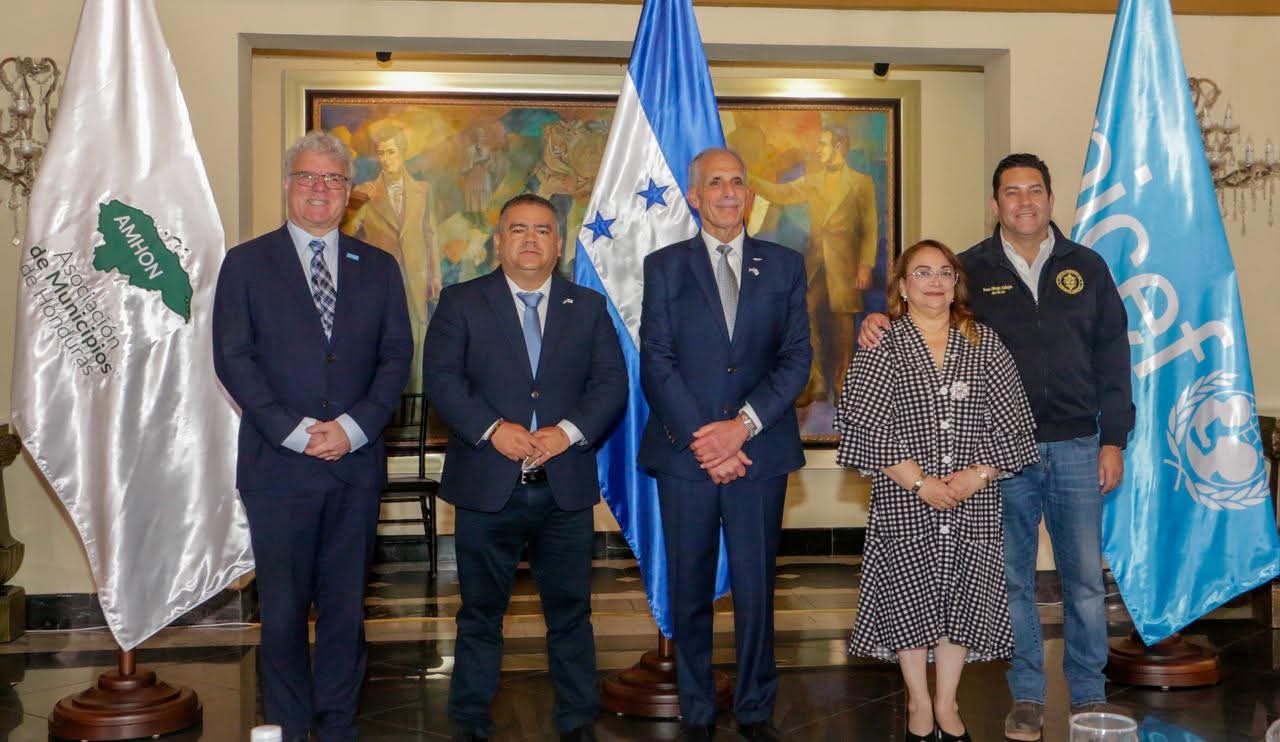 El Gobierno del presidente Asfura impulsa Municipios Campeones por la Educación 2026 para ampliar la matrícula y fortalecer inclusión educativa