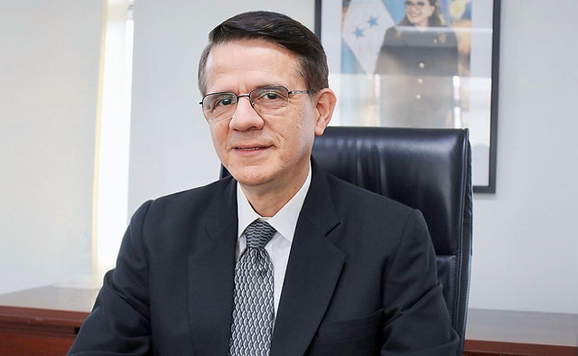 Exministro de Salud denuncia censura sobre avances en salud durante el gobierno de Xiomara Castro