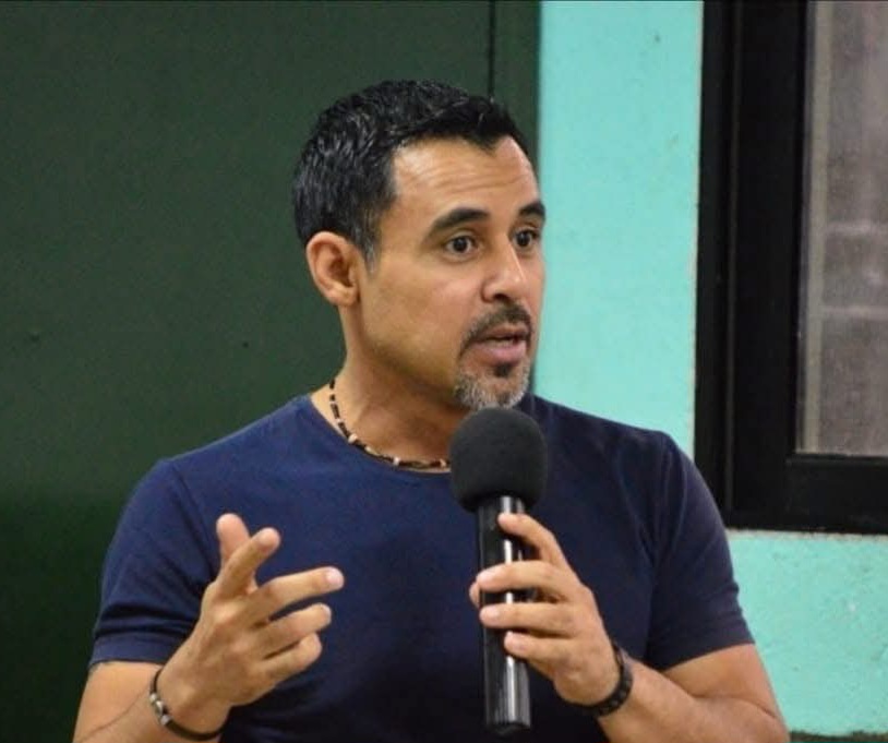 Experto en derechos humanos advierte que juicio político contra Johel Zelaya podría violentar sentencias internacionales