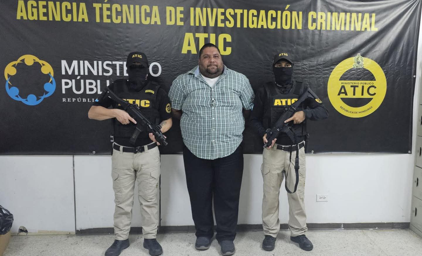 Exreceptor judicial es condenado por exigir L400,000 a cambio de información privilegiada