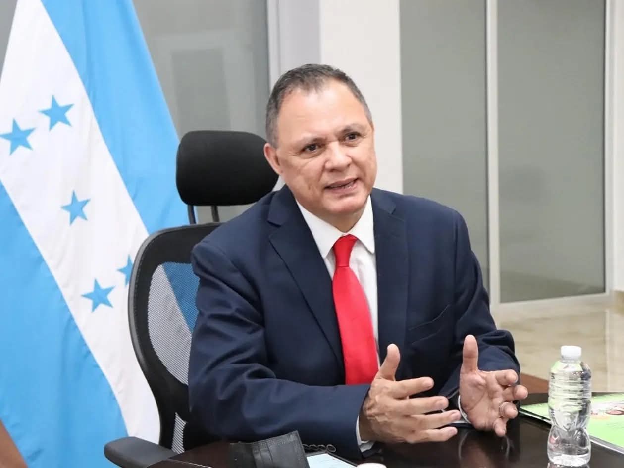 Exvicecanciller cuestiona juicio político y advierte sobre “fiscal dócil”