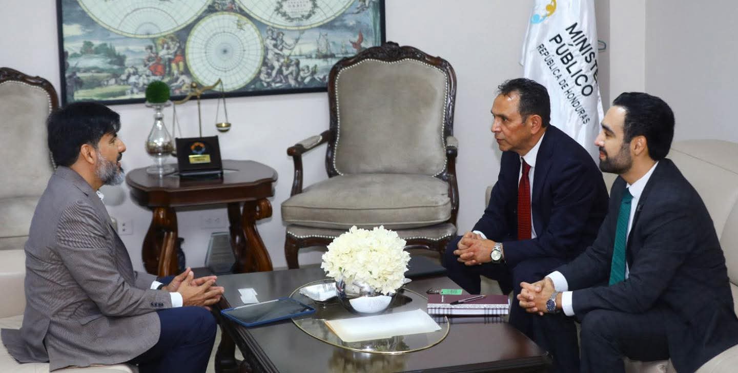 Fiscal General y autoridades de México fortalecen coordinación contra el crimen transnacional