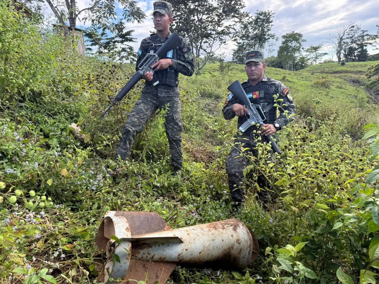 Hallan y destruyen bomba de racimo de alto poder en comunidad de Olancho