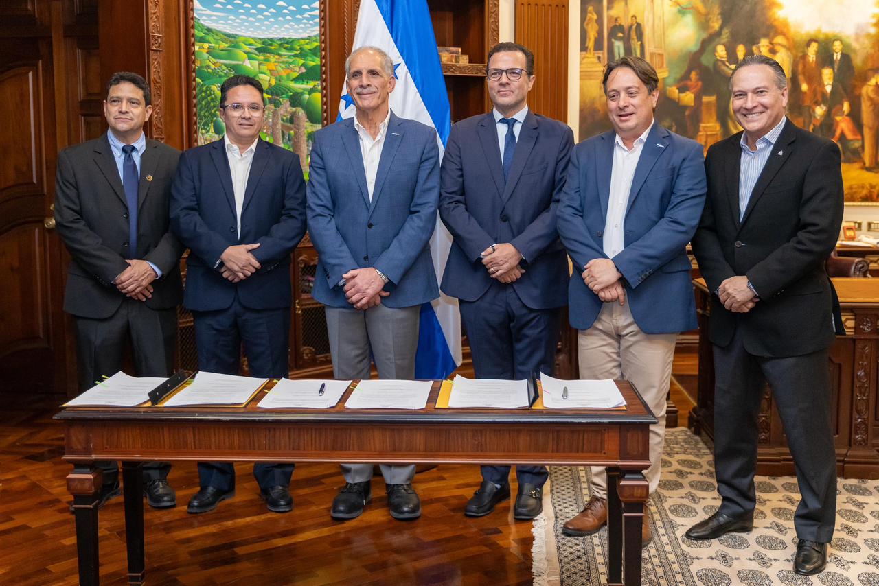 Honduras congela el precio del cemento y moderniza sus estándares técnicos para proteger al consumidor y fortalecer el mercado nacional