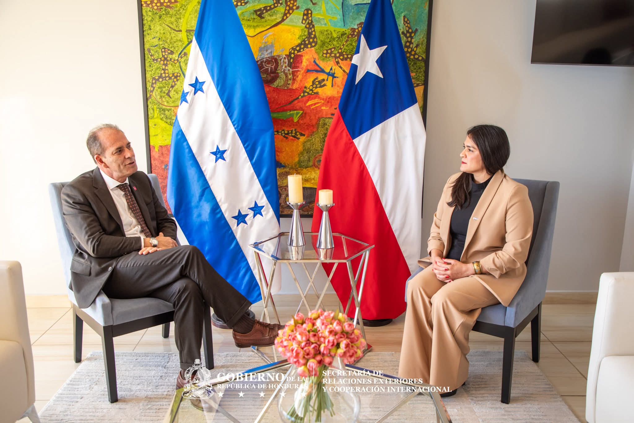 Honduras y Chile fortalecen cooperación consular y migratoria