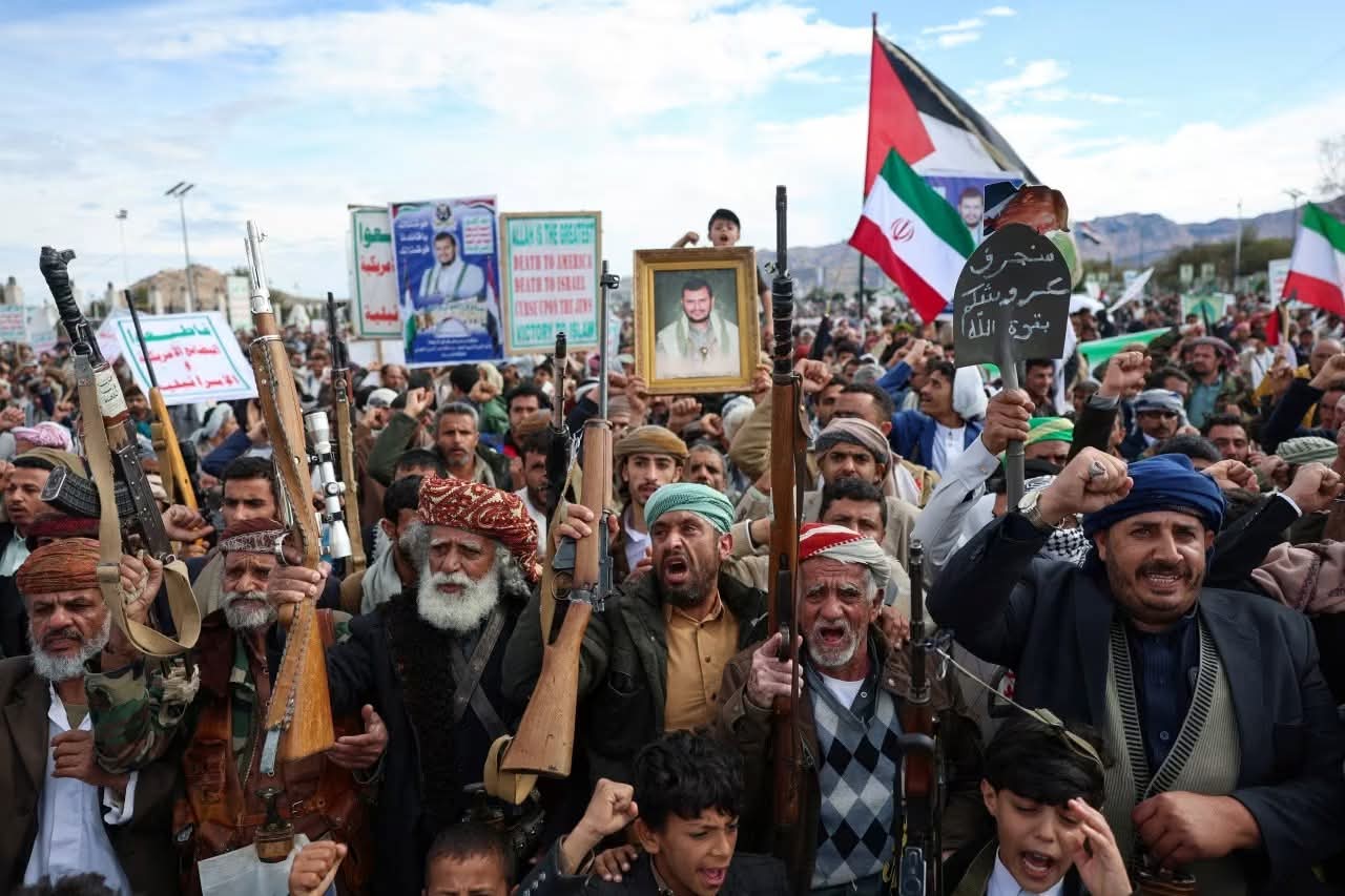 Hutíes se meten de lleno a la guerra de Irán y lanzan misil a Israel