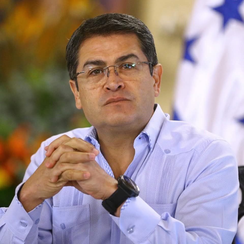 JOH vuelve a mencionar a Maduro y asegura que “otros políticos” negociaron con narcos