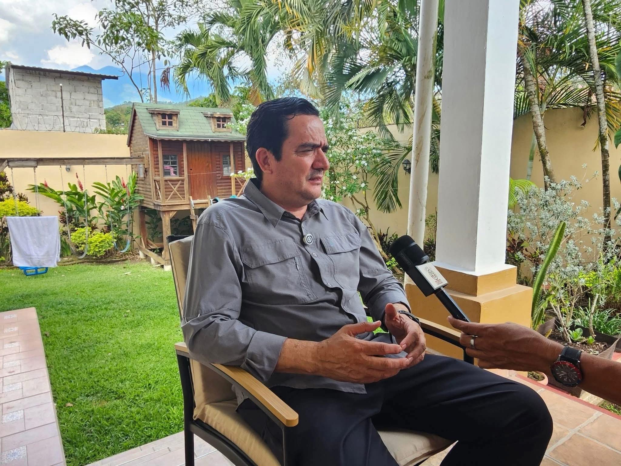 Mario Pérez sobre salidas en el Estado: “Quien por política llega, por política se va”