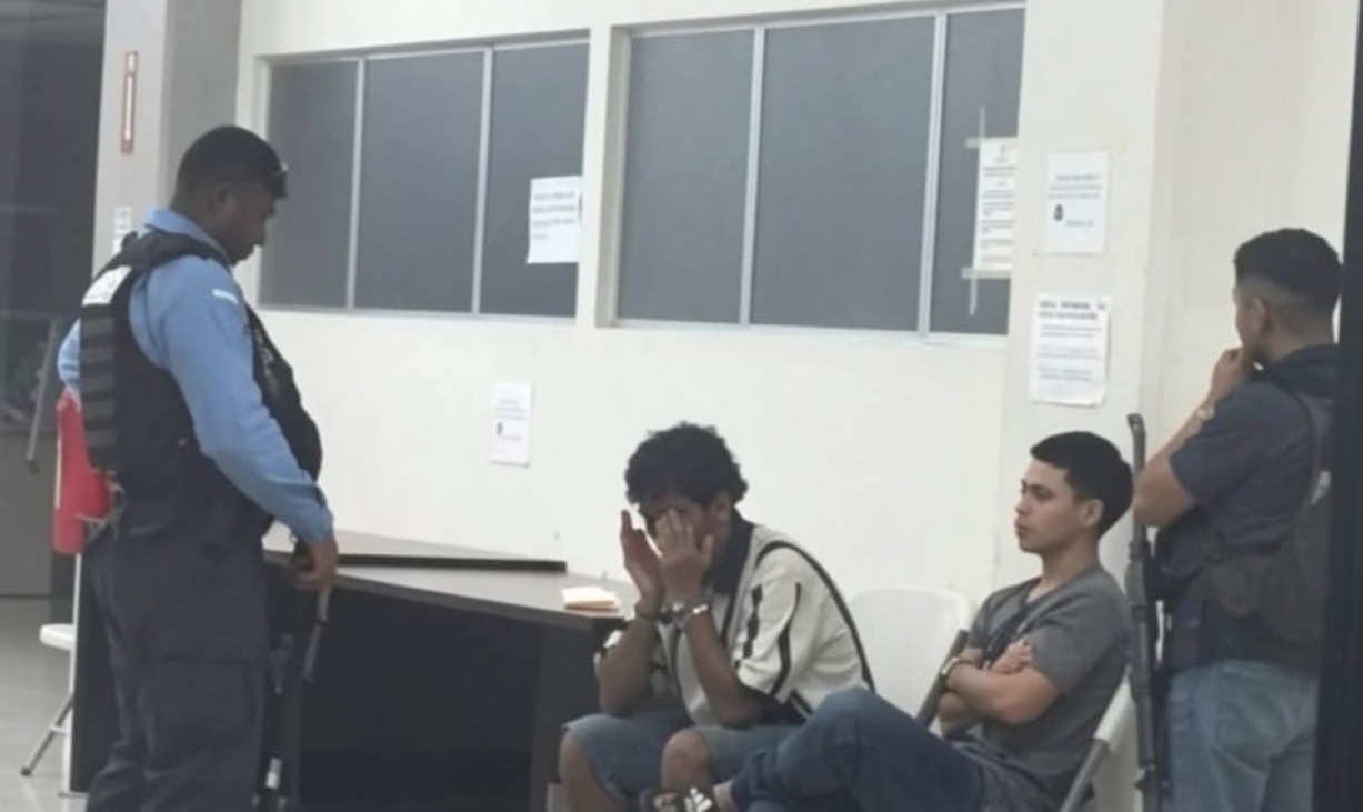 Ordenan detención judicial para dos acusados por el asesinato de tres estudiantes en El Progreso