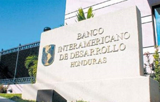 Organismos internacionales respaldan reformas para modernizar el sistema eléctrico de Honduras