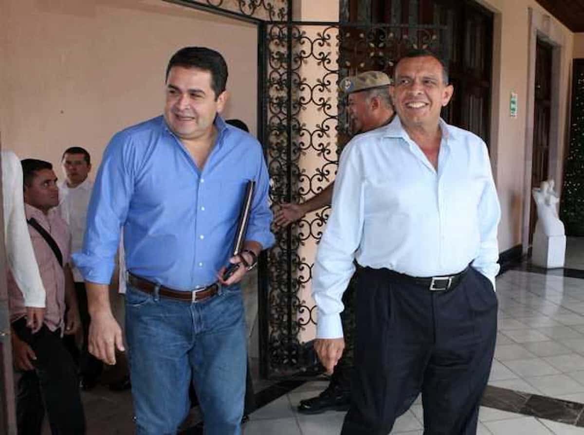 Porfirio Lobo asegura que investigadores vinculan a JOH con la muerte de su hijo