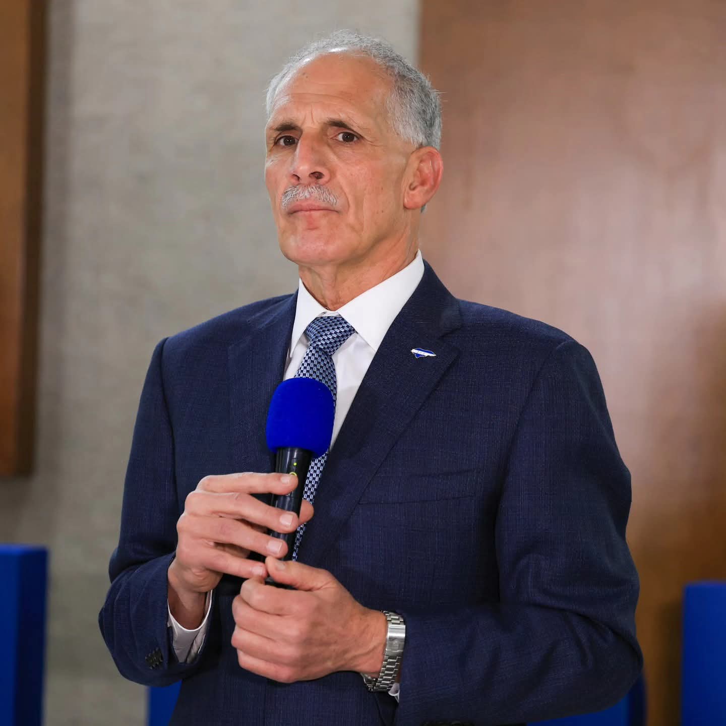 Presidente Asfura descarta privatizar la ENEE y advierte que evaluará a su equipo de Gobierno
