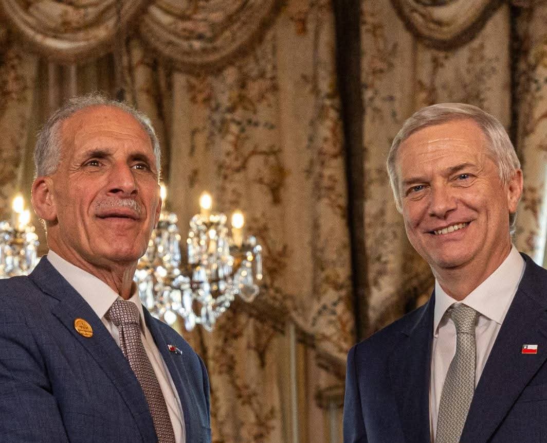 Presidente Asfura llega a Chile para asistir a investidura de José Antonio Kast