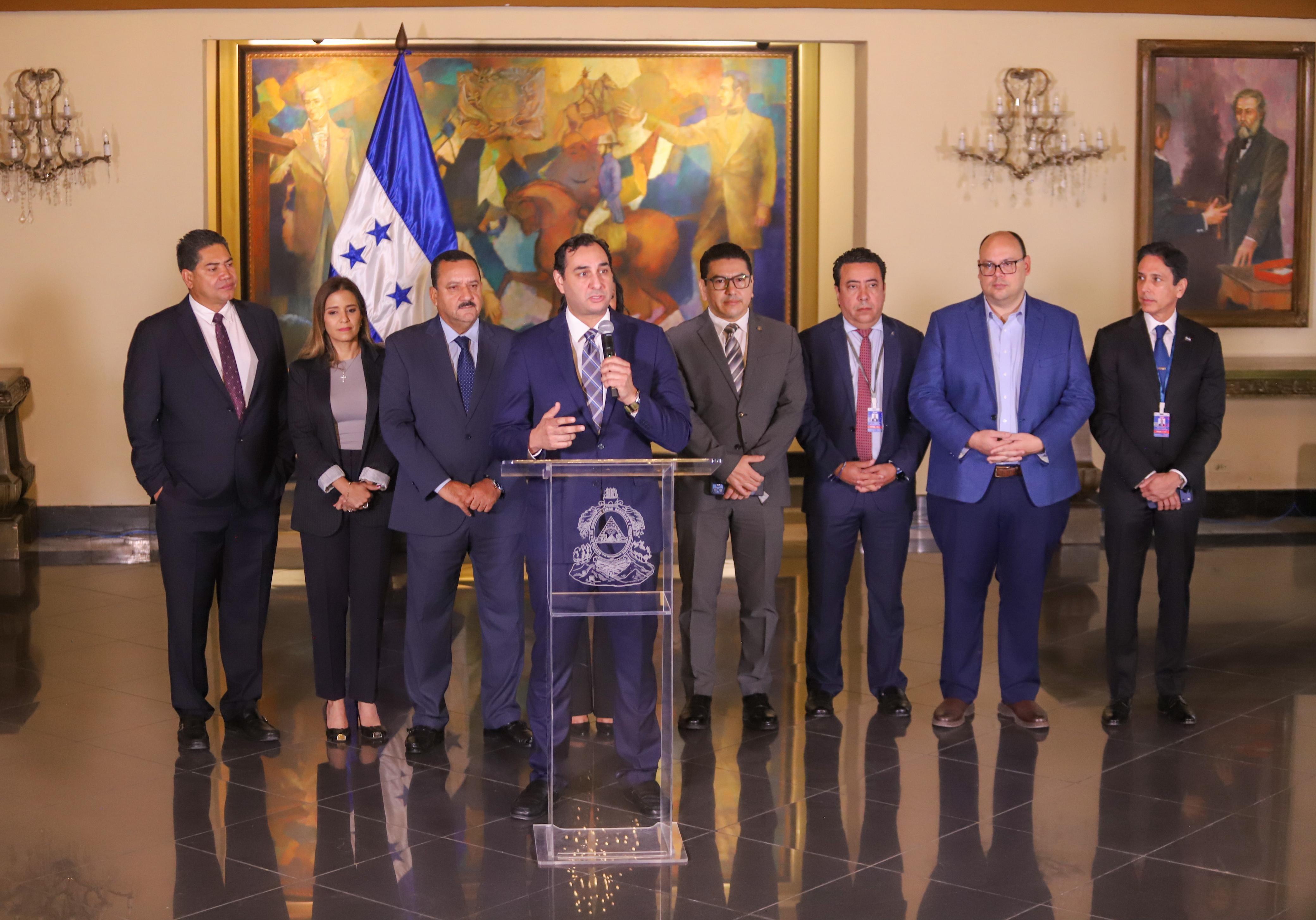 Reforma al subsector eléctrico garantiza mejor servicio y tarifas más baratas a la población, asegura la ENEE, comisión de energía del CN y la CREE