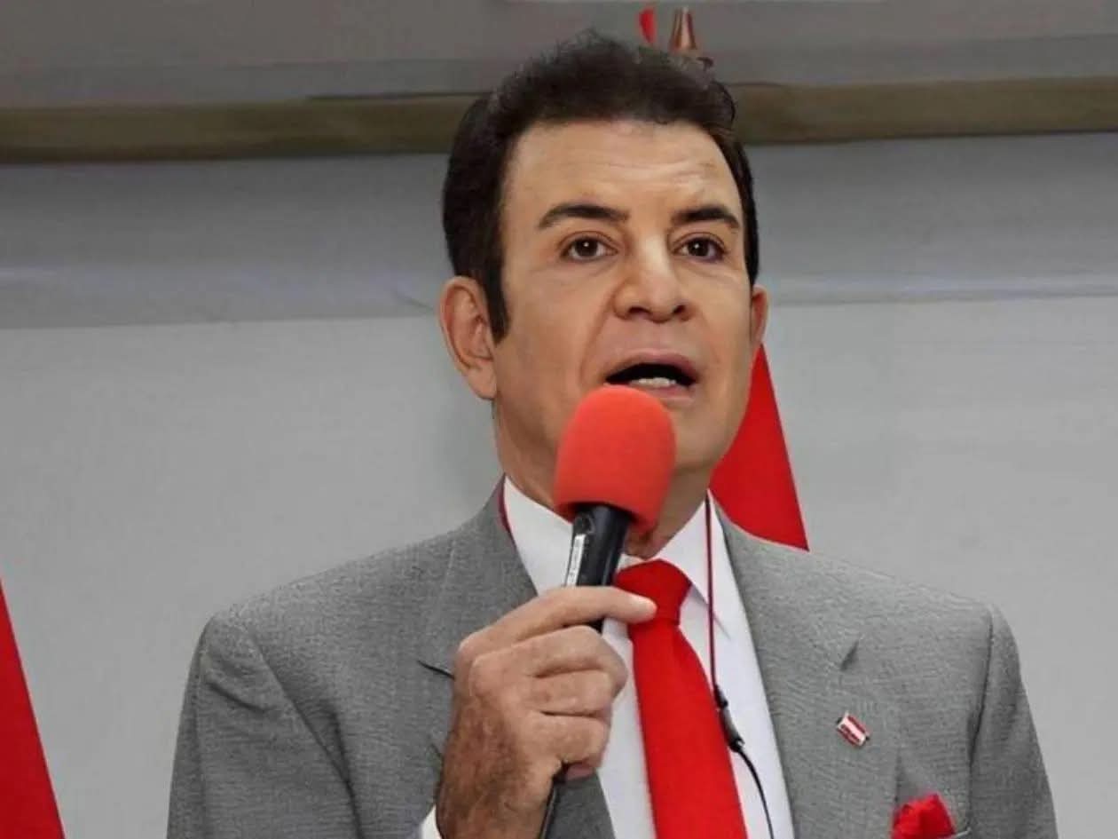Salvador Nasralla no descarta volver a la contienda electoral: “No he tirado la toalla”
