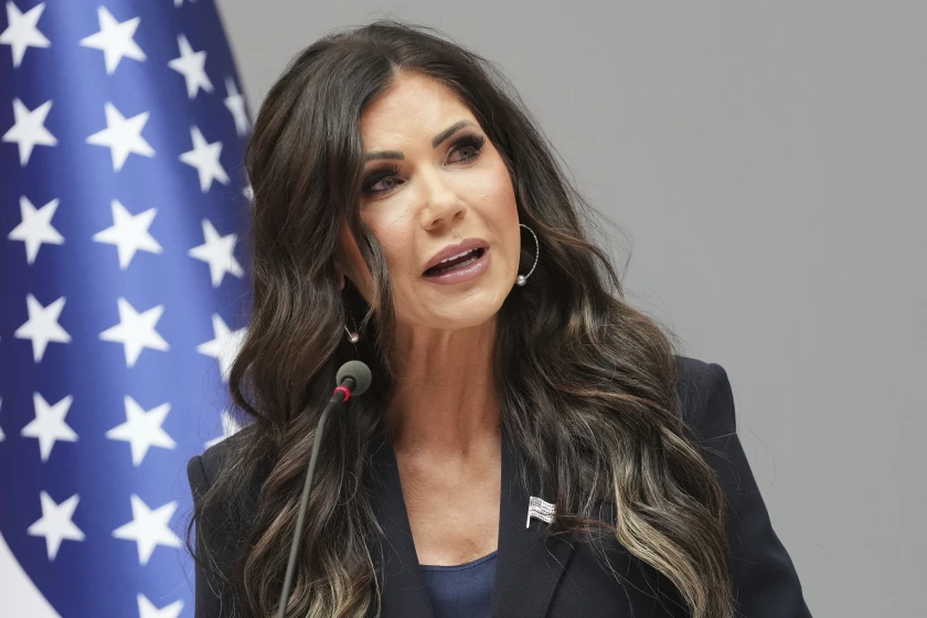 Trump destituye a Kristi Noem de su cargo como secretaria de Seguridad